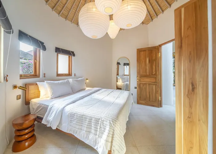 Meraki 6br Tropical Paradise Hotel 4*