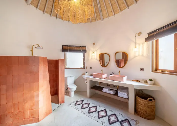 Hotel Meraki 6br Tropical Paradise 4*