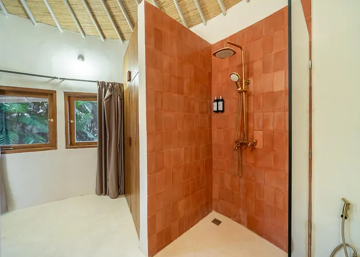 Hotel Meraki 6br Tropical Paradise Seminyak