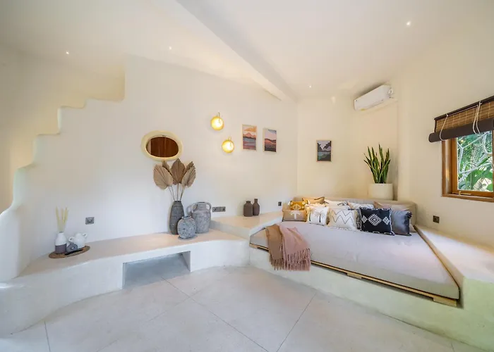 Hotel Meraki 6br Tropical Paradise 4*